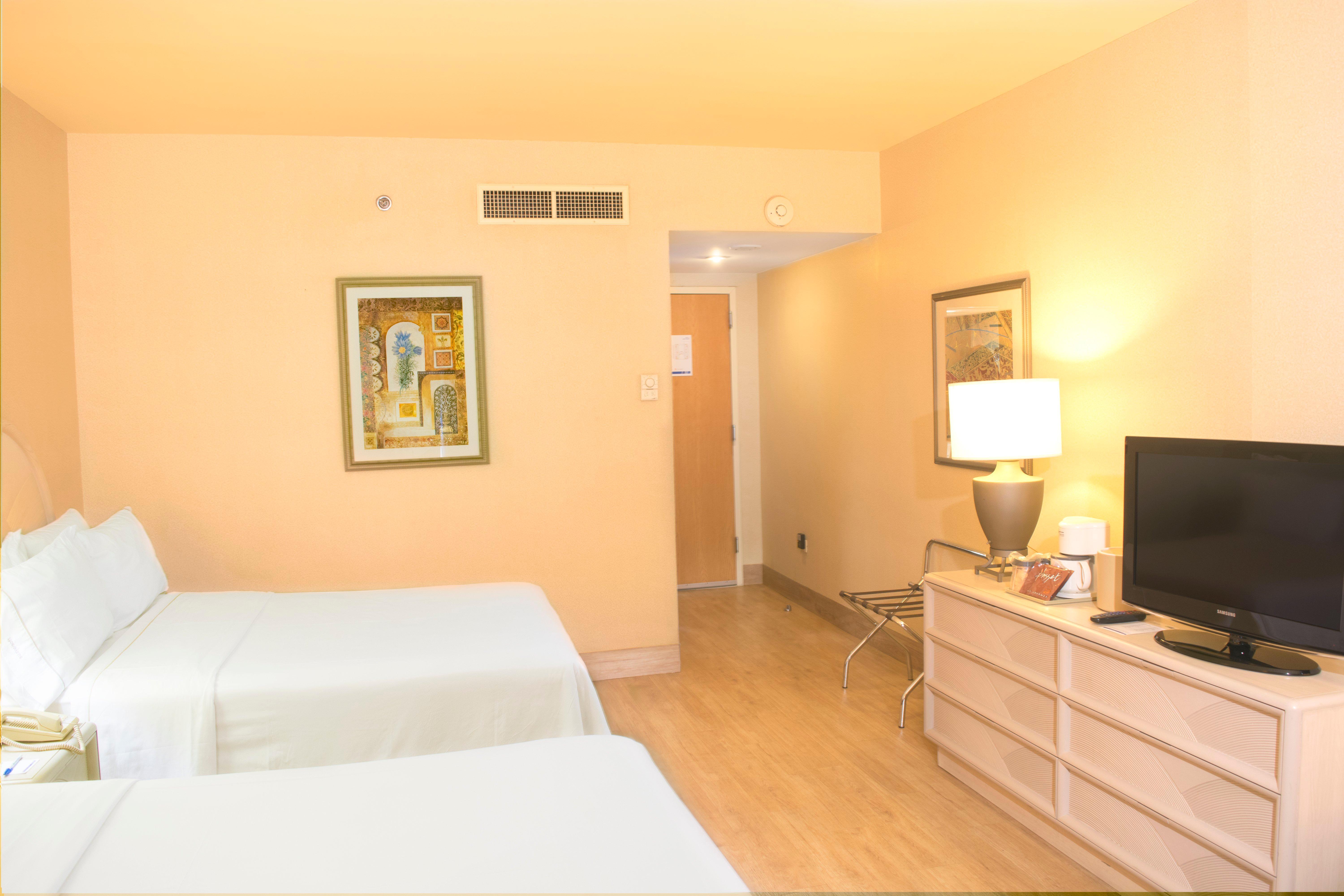 Holiday Inn Express Monterrey Galerias-San Jeronimo By Ihg Εξωτερικό φωτογραφία