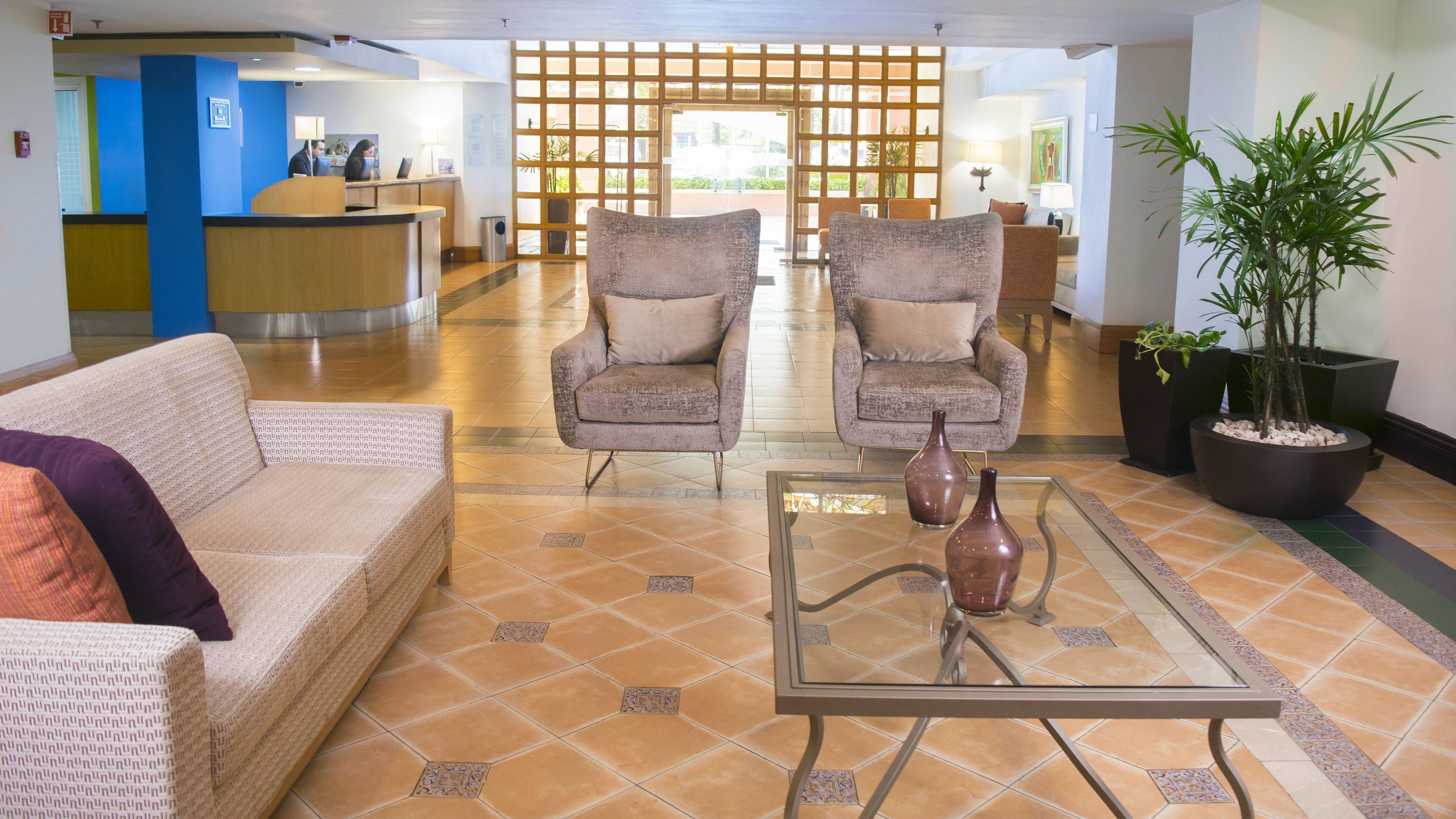 Holiday Inn Express Monterrey Galerias-San Jeronimo By Ihg Εξωτερικό φωτογραφία