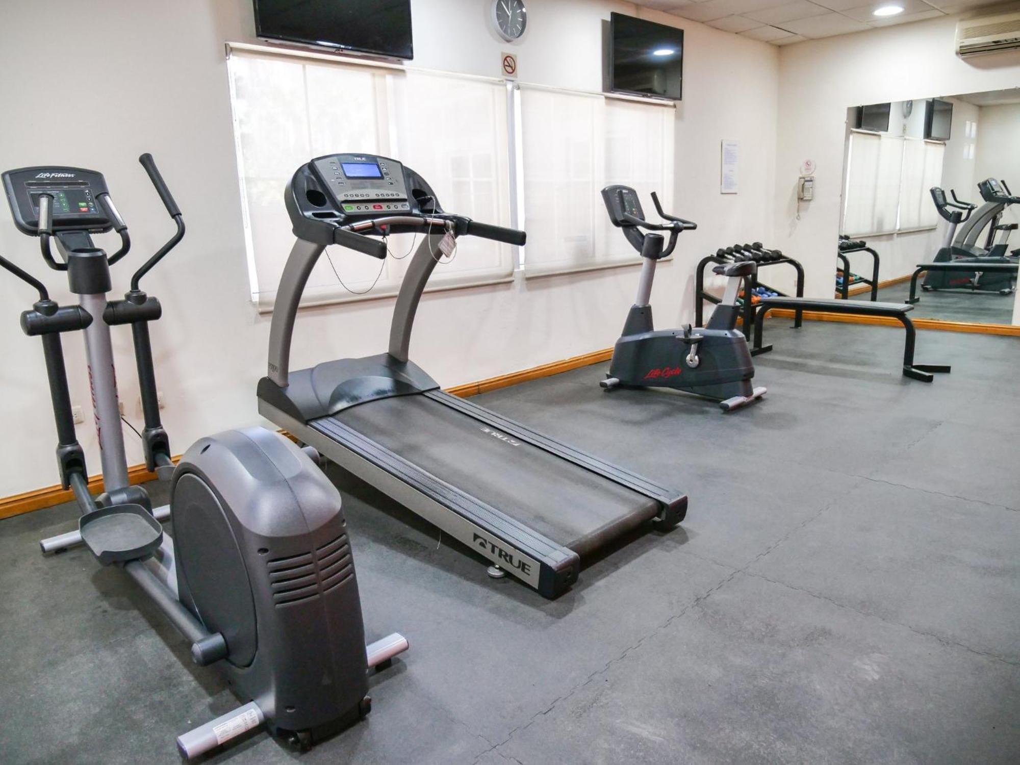 Holiday Inn Express Monterrey Galerias-San Jeronimo By Ihg Εξωτερικό φωτογραφία