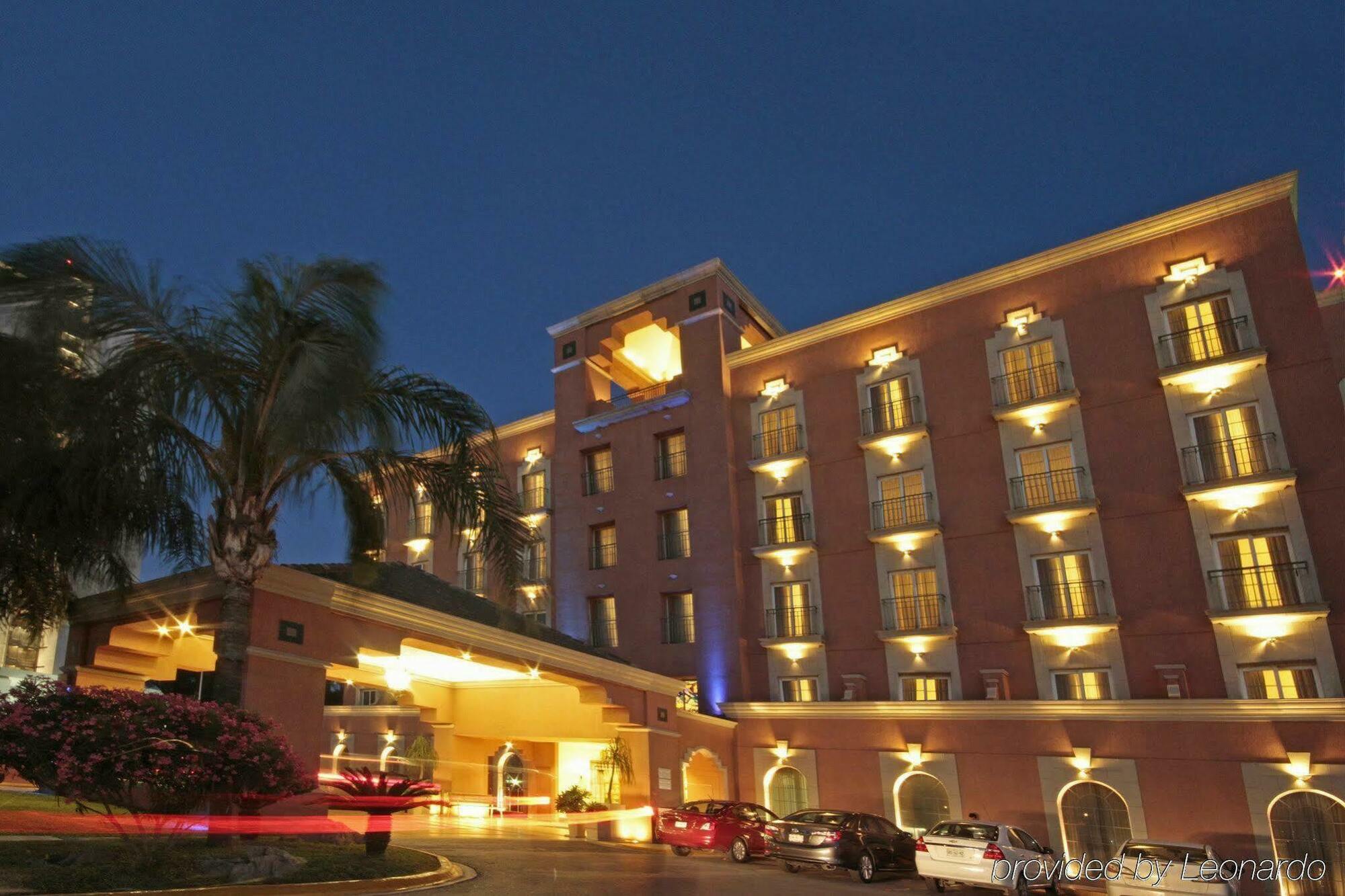 Holiday Inn Express Monterrey Galerias-San Jeronimo By Ihg Εξωτερικό φωτογραφία